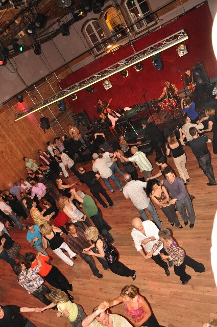 min 2009 05 17 station danse 092